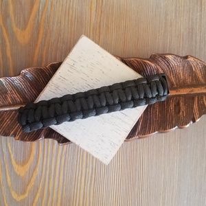 Survival bracelet